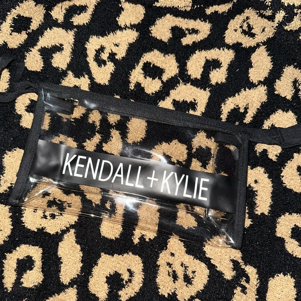 NWOT Kendall & Kylie Clear Makeup Bag